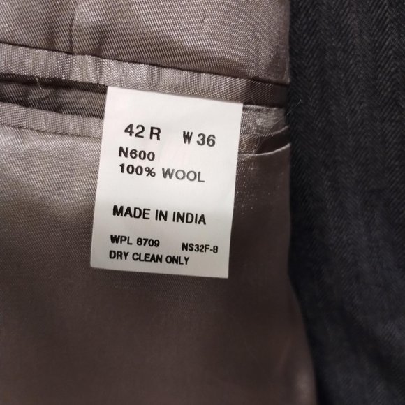 Nautica Suit - Size: 42R/36W - Picture 5 of 15